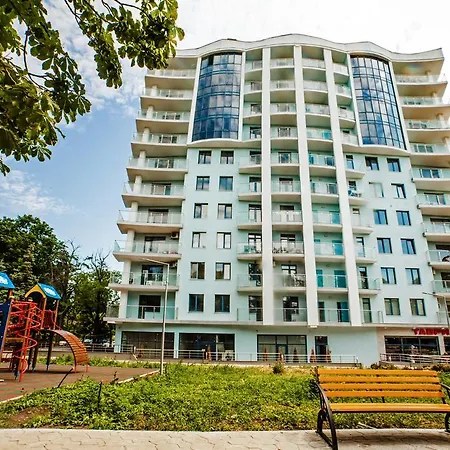 Apartment Near The Sea
